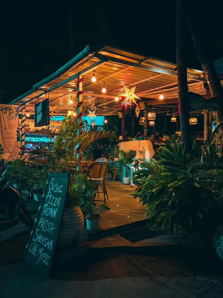 unsplash_XMPAlH7FuO4_goa.webp.jpg.jpg.jpg